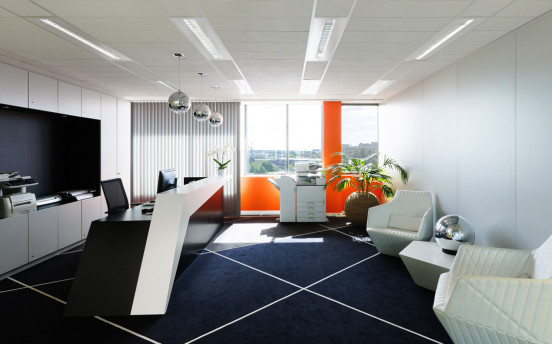 bos_0000s_0001_thomas edison